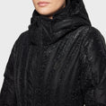 Load image into Gallery viewer, Samshield® Women's Courchevel Ice Print Puffer – Reflective, Warm FW25
