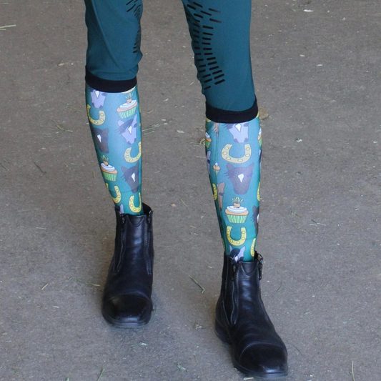 Dreamers & Schemers CARROT CAKE YOUTH Pair & A Spare Boot Socks