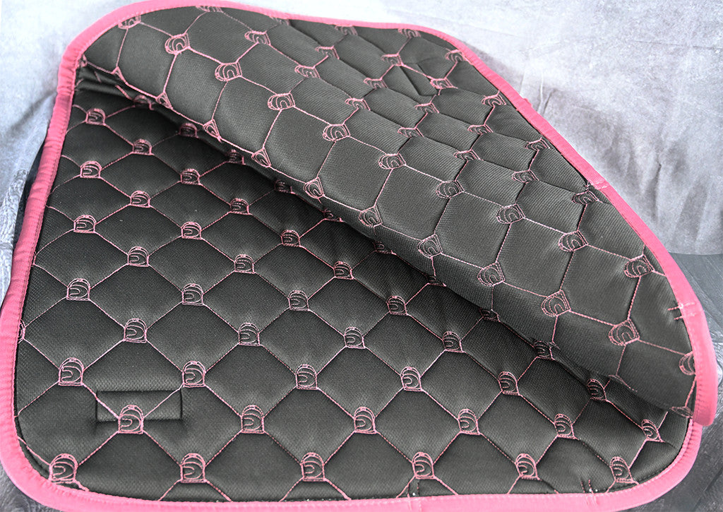 Cavallo Hanaya Saddle Pad Raspberry Open