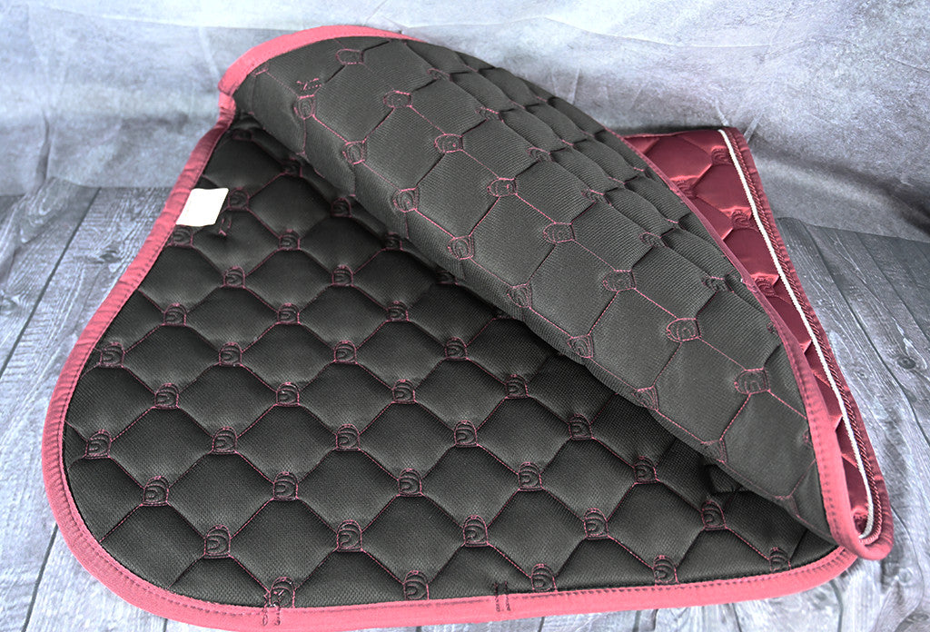 Cavallo Hanaya Saddle Pad Dark Raspberry Open