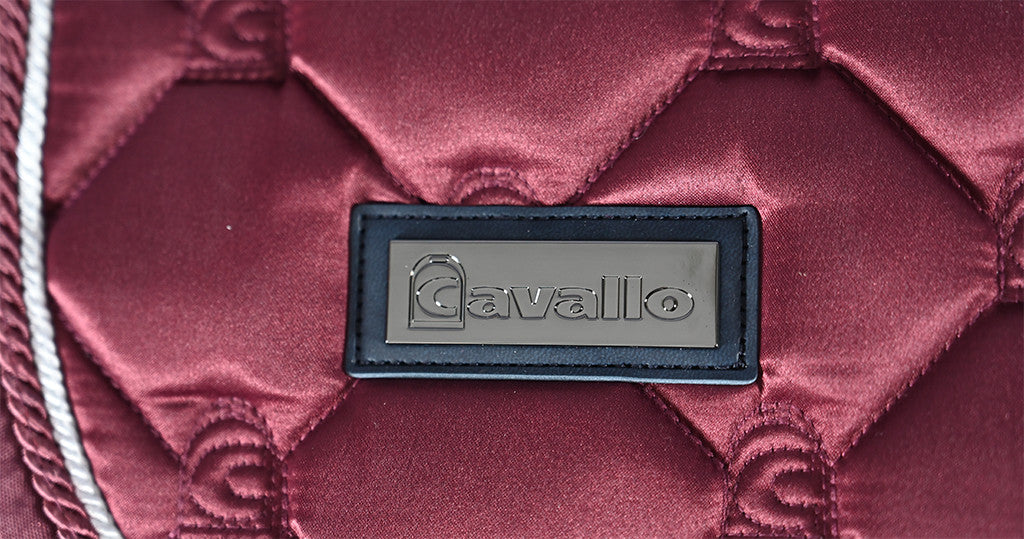 Cavallo Hanaya Saddle Pad Dark Raspberry Plate